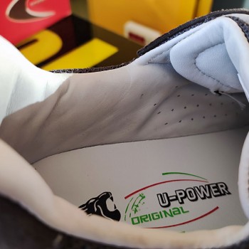 Interior de piel zapato U-Power